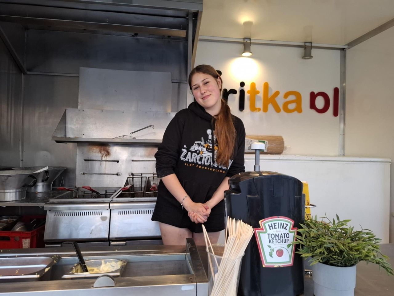 Ozorków: Zlot food trucków na Placu Jana Pawła II