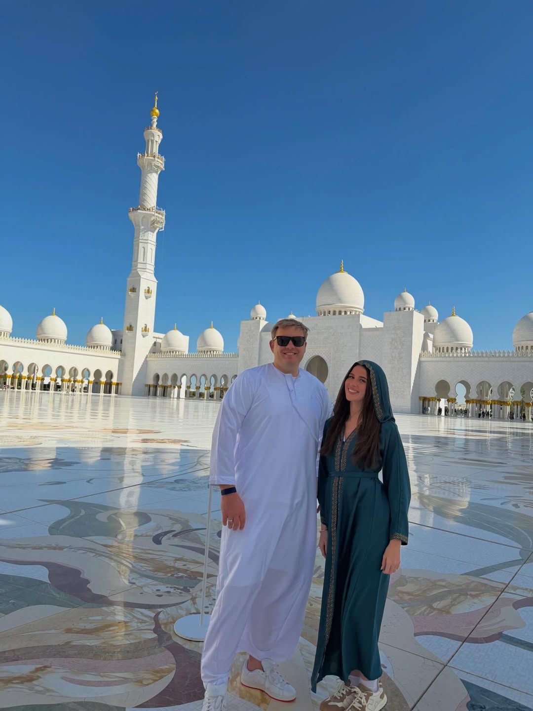 Roxie Węgiel odpoczywa w Emiratach Arabskich