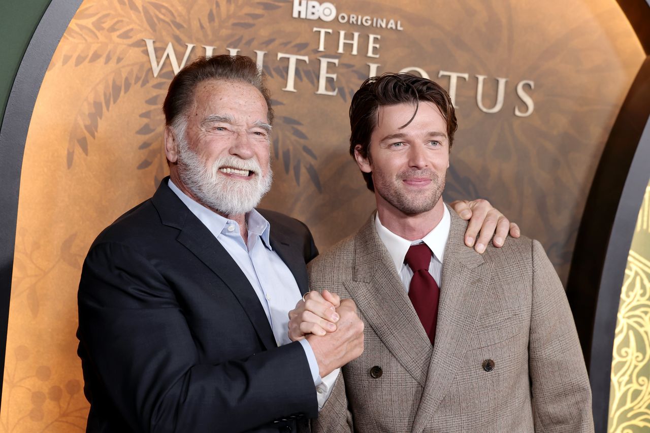 Arnold Schwarzenegger krytykowany za reakcję na rozbieraną scenę syna w "Białym Lotosie"