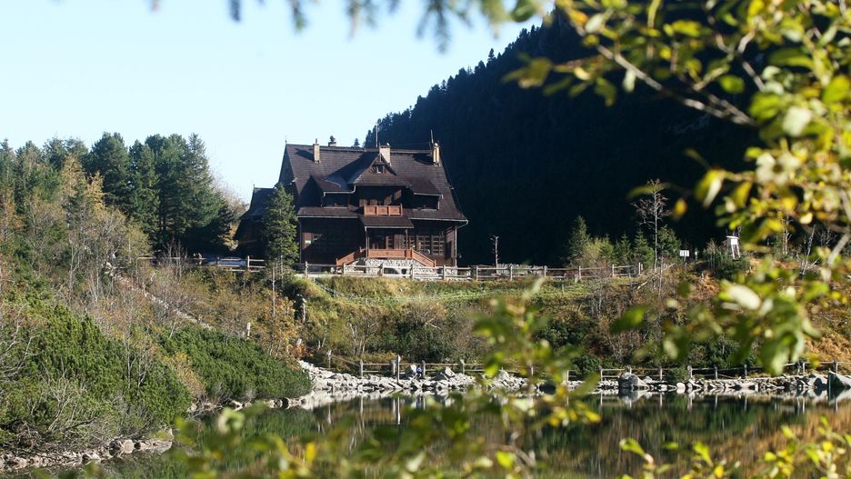 Nowe obostrzenia. Hotele zamknięte dla turystów. Co ze schroniskami i kwaterami prywatnymi? 