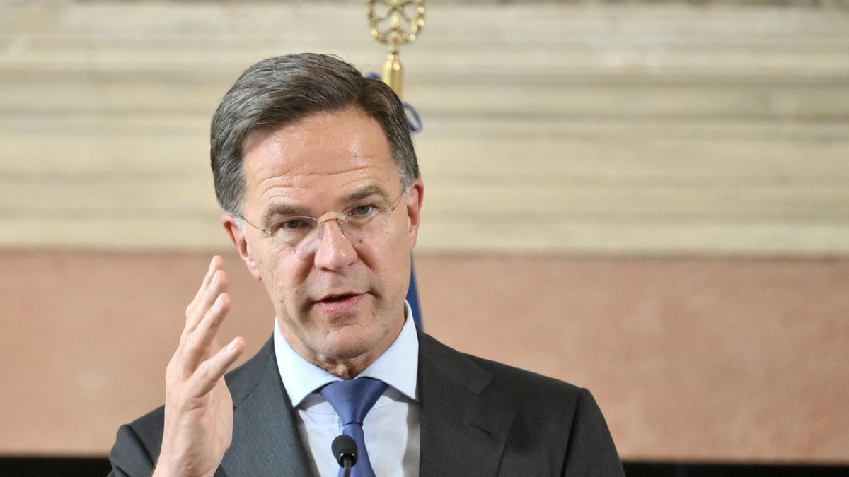 NATO Secretary General Mark Rutte attends a press conference on the occasion of the 'Weimar Plus' ministerial meeting at Villa Madama in Rome, Italy, 12 June 2025. EPA/ALESSANDRO DI MEO Dostawca: PAP/EPA.