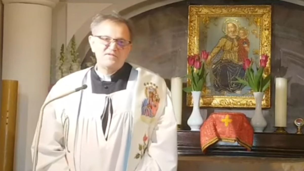 Ksiądz o małżeństwach. Fot. YouTube/Wroniecka