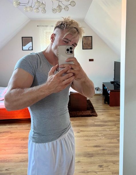 Dom Skolima