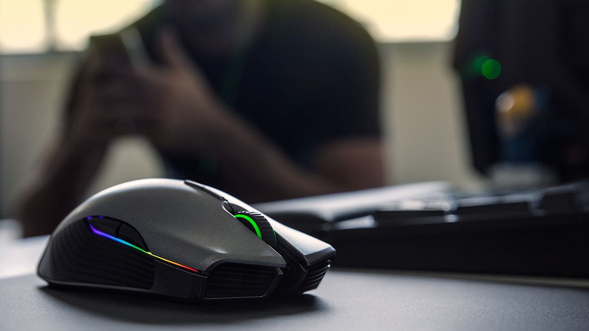 Razer Lancehead: bezprzewodowa mysz o wzorowej płynności transmisji 1