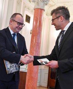 Bodnar dostał zadziwiające prezenty od odchodzącego ministra Warchoła