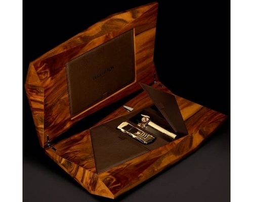 Urodzinowy Vertu Boucheron 150 2