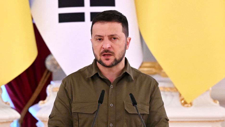 Temporary
Ukrainian President Volodymyr Zelensky makes statement after talks with his South Korean counterpart in Kyiv on July 15, 2023. (Photo by Sergei SUPINSKY / AFP)
SERGEI SUPINSKY