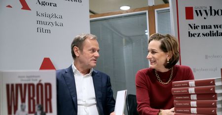 Burza po pytaniu Olejnik do Sikorskiego. Wcześniej zareagował Tusk, znamy kulisy rozmów