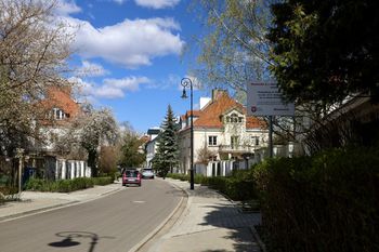 Fascynująca ulica w Warszawie. Mało znany zakątek stolicy