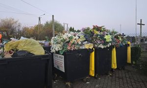 "Zmarli nie potrzebują plastiku". Apel parafii przed dniem Wszystkich Świętych