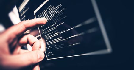 Wektory ataków w sieci stale się zmieniają. Eksperci radzą zwrócić uwagę na luki w API