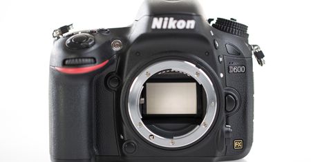 Nikon oferuje darmową wymianę migawek w D600