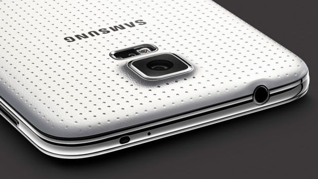 Samsung Galaxy Alpha w pełnej krasie 1