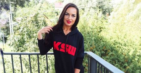 Debiutantka na KSW 56 wygląda zjawiskowo. Mówią o niej "Lara Croft"