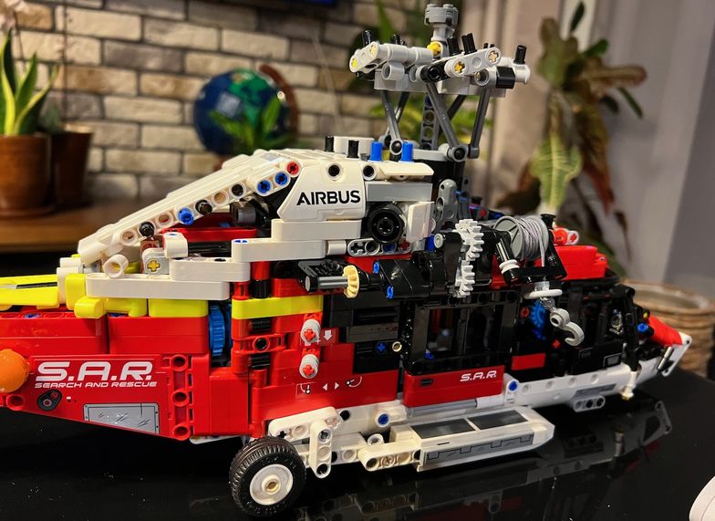Airbus H175 z klocków LEGO