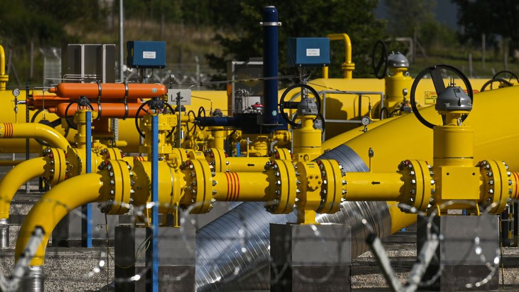 New Gas Interconnector between Poland and Slovakia in Strachocin
Anadolu
2022, bilateral, Business Finance and Industry, capacity, certification, Coal, completed, compressor station, construction, difficulty, dscooperation, economy, energy, energy crises, energy crisis, EU funding, Fear, Finance and Economy, gas interconnector, Gas Node Strachocina, gaz, hardships, help, interconnections, investments, natural gaz, neighbours, network, outdoors, pipe, Pipeline, Poland, security, skyhight prices, Three Seas region, transfer