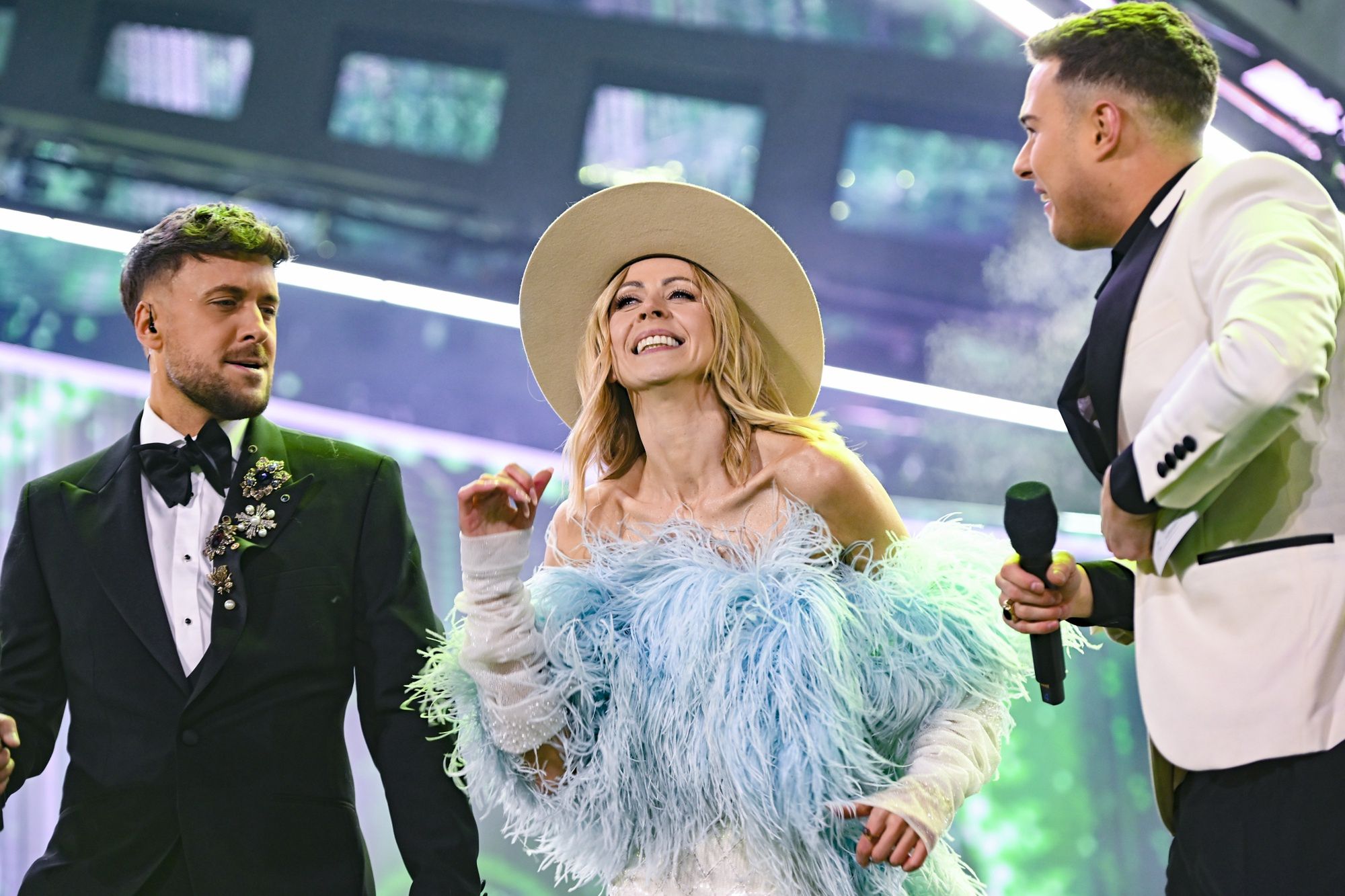 Przemek Swiderski www.affp.pliSylwester 2024, Sylwestrowa Moc Przebojów 2024 z Polsatem, Aleksander Sikora, sylwester, Sylwestrowa Moc Przebojów, Polsat, broszki