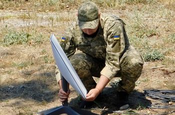 Awaria Starlinków w Ukrainie. Polski ekspert wyjaśnia, co to oznacza