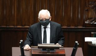 Kaczyński zabrał głos w Sejmie. Odpowiada na zarzuty o korupcję polityczną