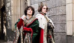 „Królowie” od miesiąca na antenie. Ilu widzów ma nowość TVP1?