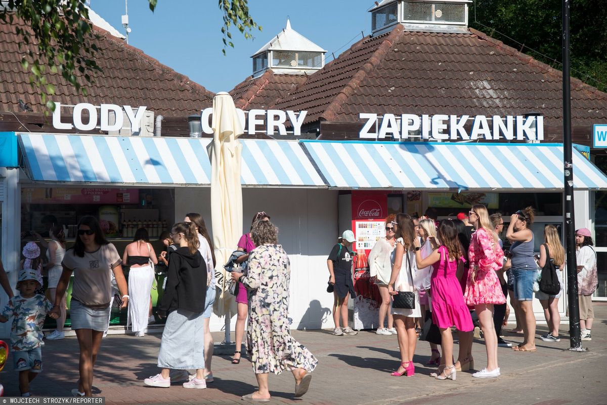 bałtyk, gastronomia, sanepid, lody, kawiarnie, restauracje Sanepid w punktach nad Bałtykiem. Posypały się mandaty na 12 tys. zł