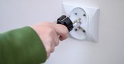 "Wampir energetyczny" w domu. Czym prędzej wyciągnij wtyczkę
