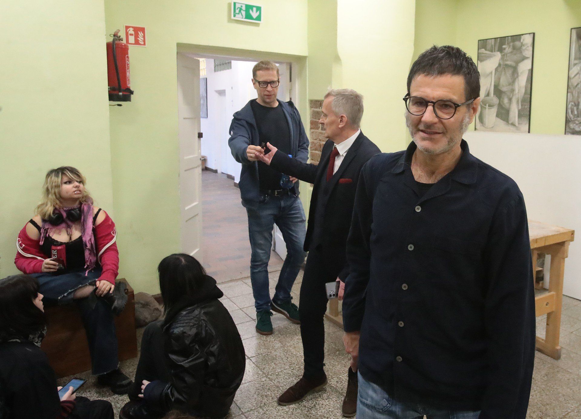Wybitny artysta Wilhelm Sasnal w Państwowym Liceum Sztuk Plastycznych w Szczecinie