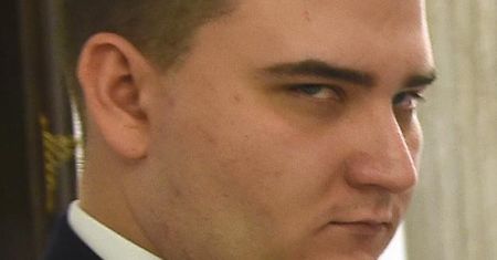Misiewicz podlizuje się prezesowi PiS-u... "Jest świetnym strategiem, świetnym politykiem i wielkim patriotą"