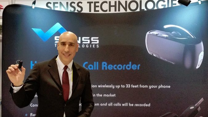 Bluewire: bezprzewodowy headset dla zapominalskich i… podstępnych! Nagra każdą rozmowę 1