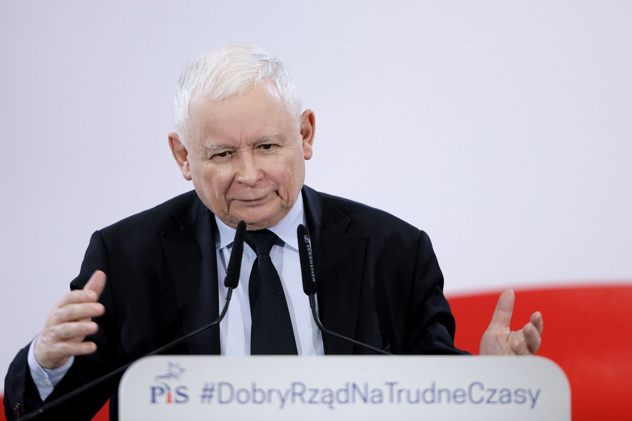 Kaczyński zwrócił się do Morawieckiego. Sala wybuchła śmiechem