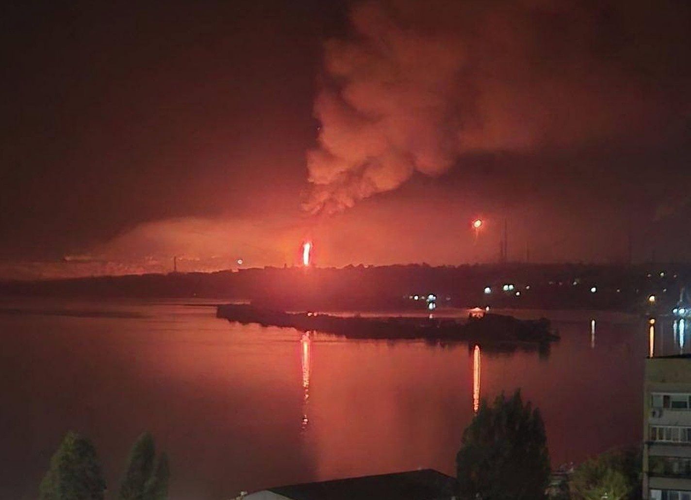 Ukraina znów uderzyła w serce Rosji. "Strategiczne obiekty paliwowe"