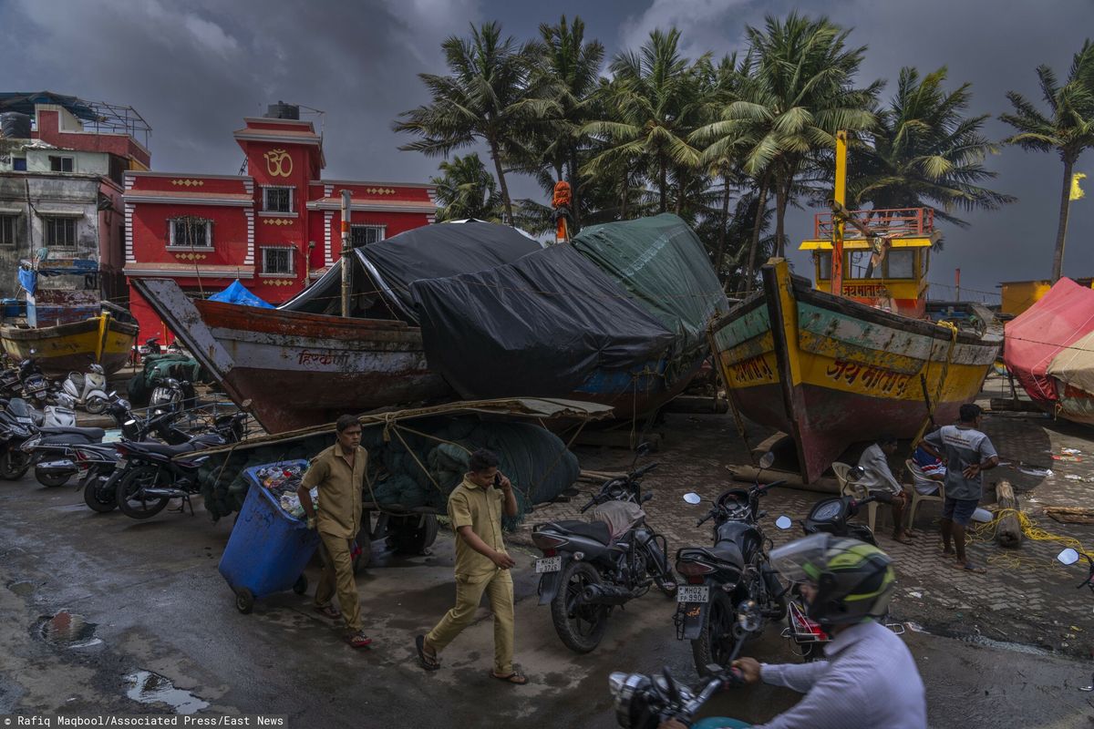 Cyklon Biparjoy, pierwszy silny cyklon na Morzu Arabskim w tym roku, uderzy w wybrzeże Indii i Pakistanu