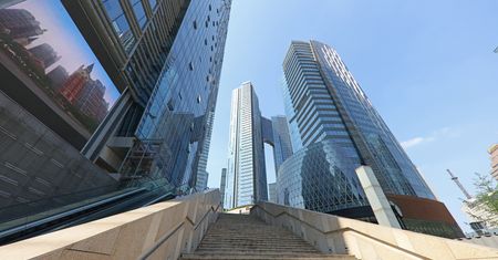 Evergrande to chiński Lehman? Tani kredyt źródłem problemów giganta