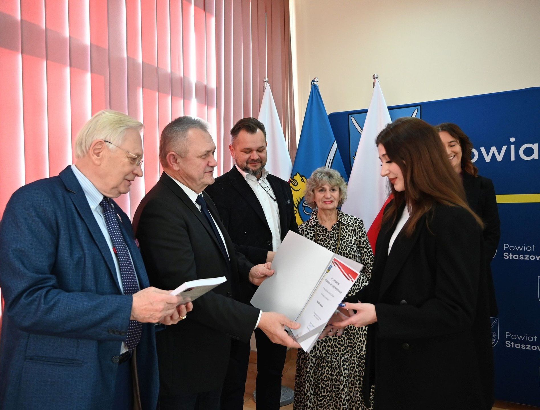 Stypendium otrzymała Natalia Rajca z Zespołu Szkół Ekonomicznych imienia Jana Pawła II w Staszowie.