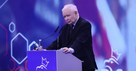 "Cenckiewicz przysięgał". Fala komentarzy po decyzji PiS