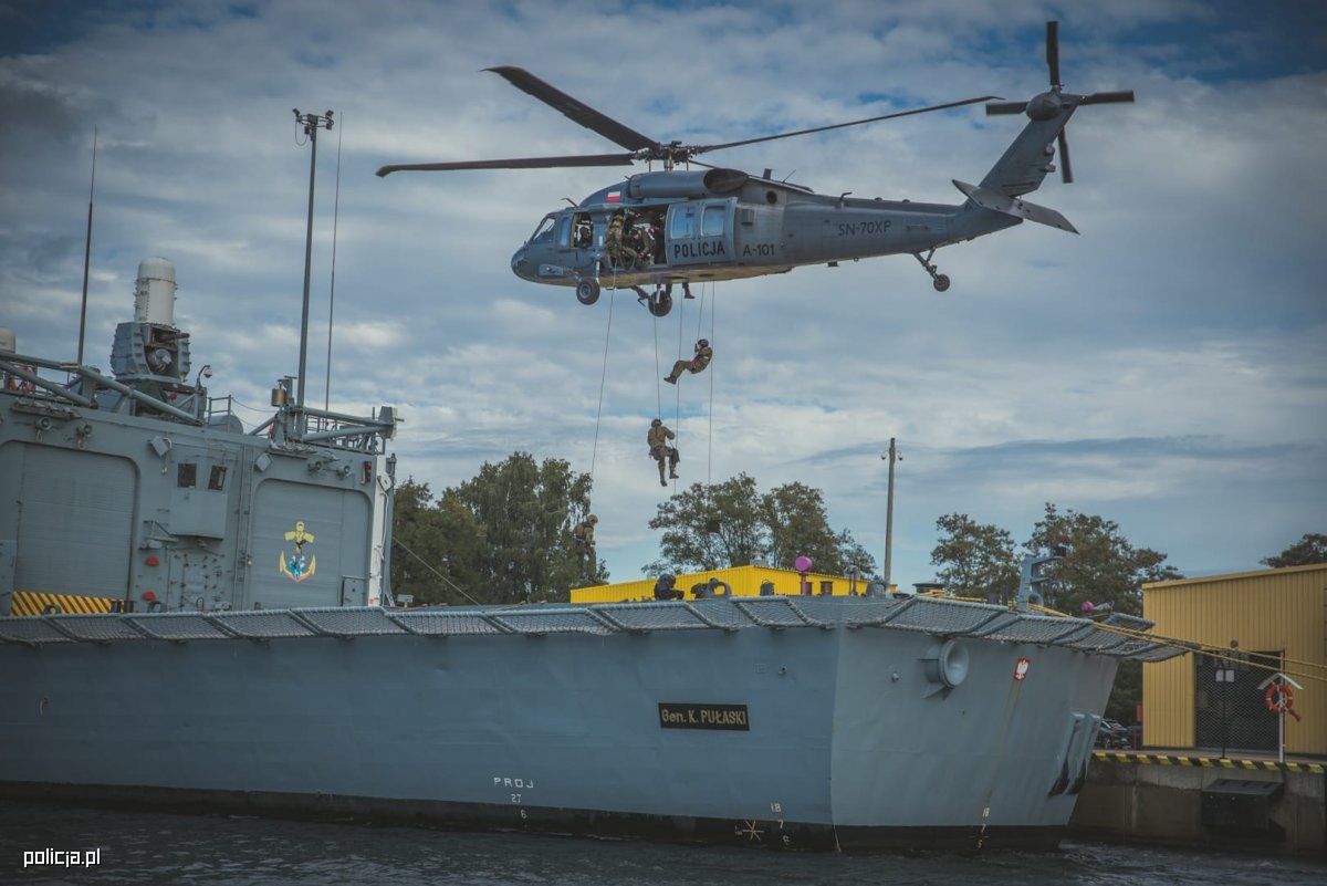 Black Hawk nad Bałtykiem