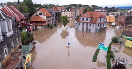 Kłodzko pod wodą. Mamy nagranie z drona