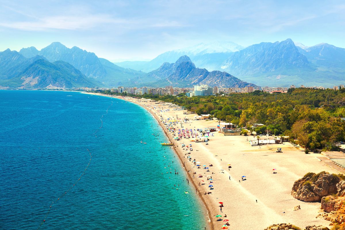 Piaszczyste plaże Turcji przypadły Polakom do gustu 
