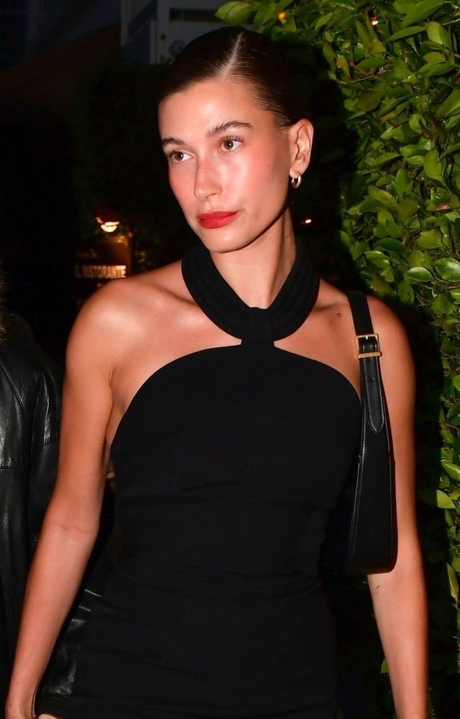 Hailey Bieber przyłapana na wieczornej randce z Justinem