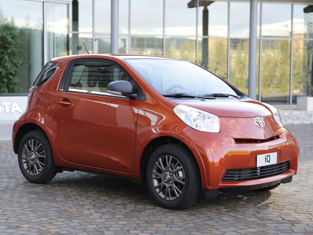 Toyota iQ 1