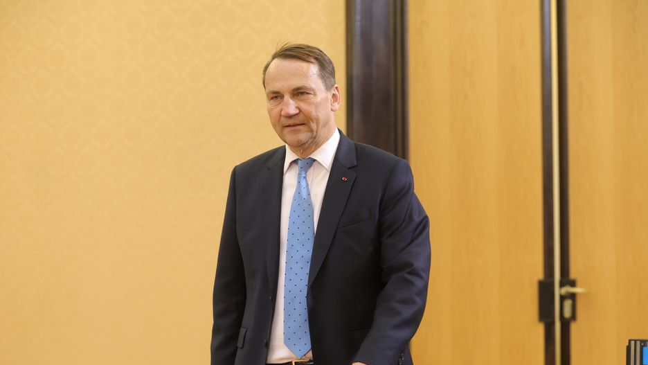 Rados�aw Sikorski
