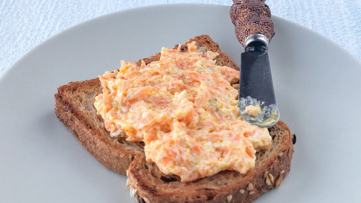 Pasta marchewkowa - przepis.