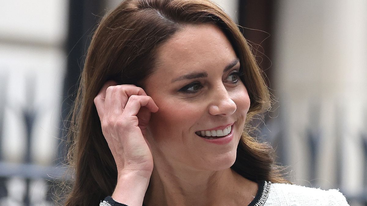 Eksperymentów fryzjerskich Kate Middleton ciąg dalszy. Znów zaskoczyła