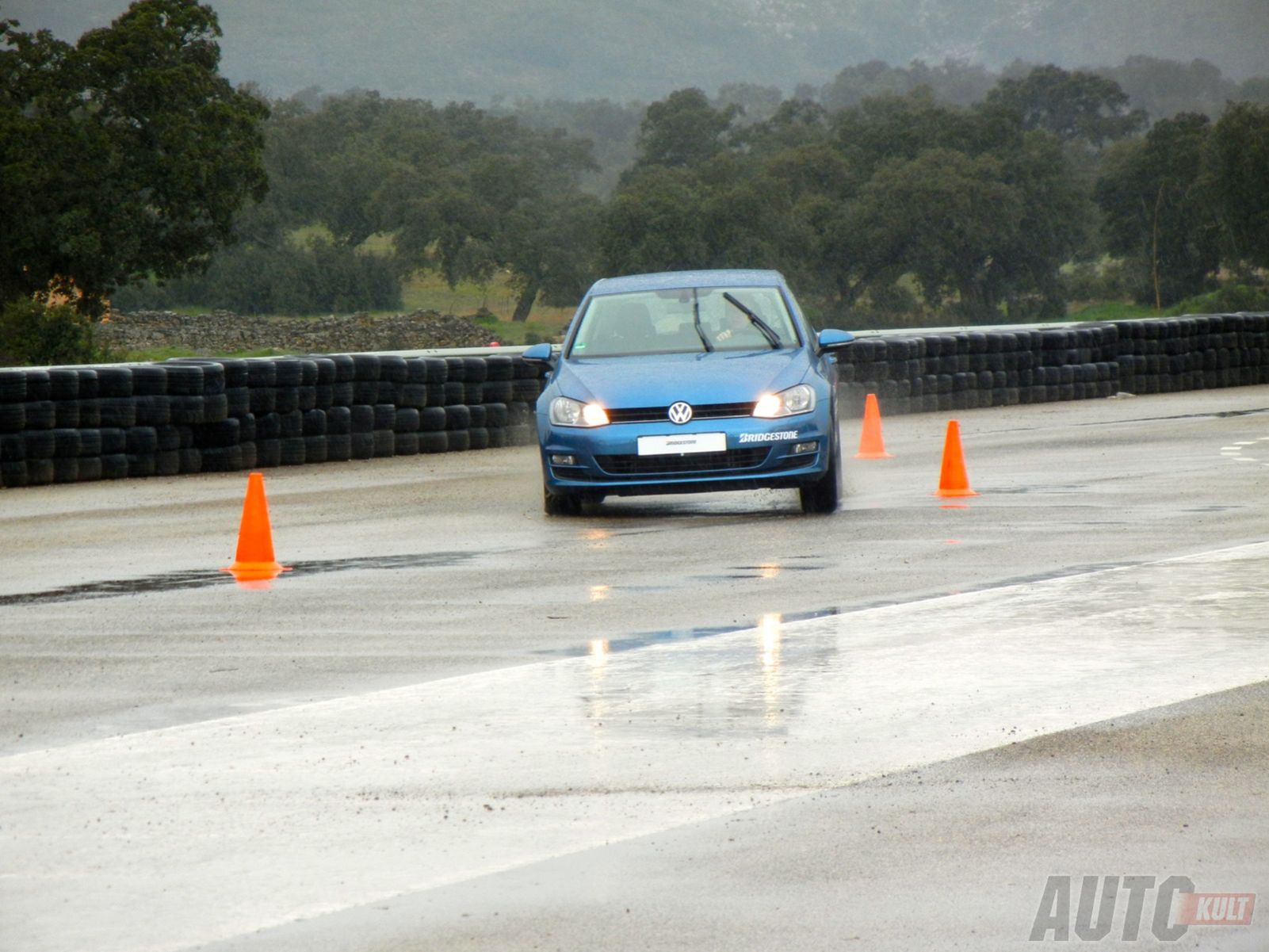 Test opon Bridgestone Potenza Adrenalin RE002 w Ascari Race Resort [galeria] 40