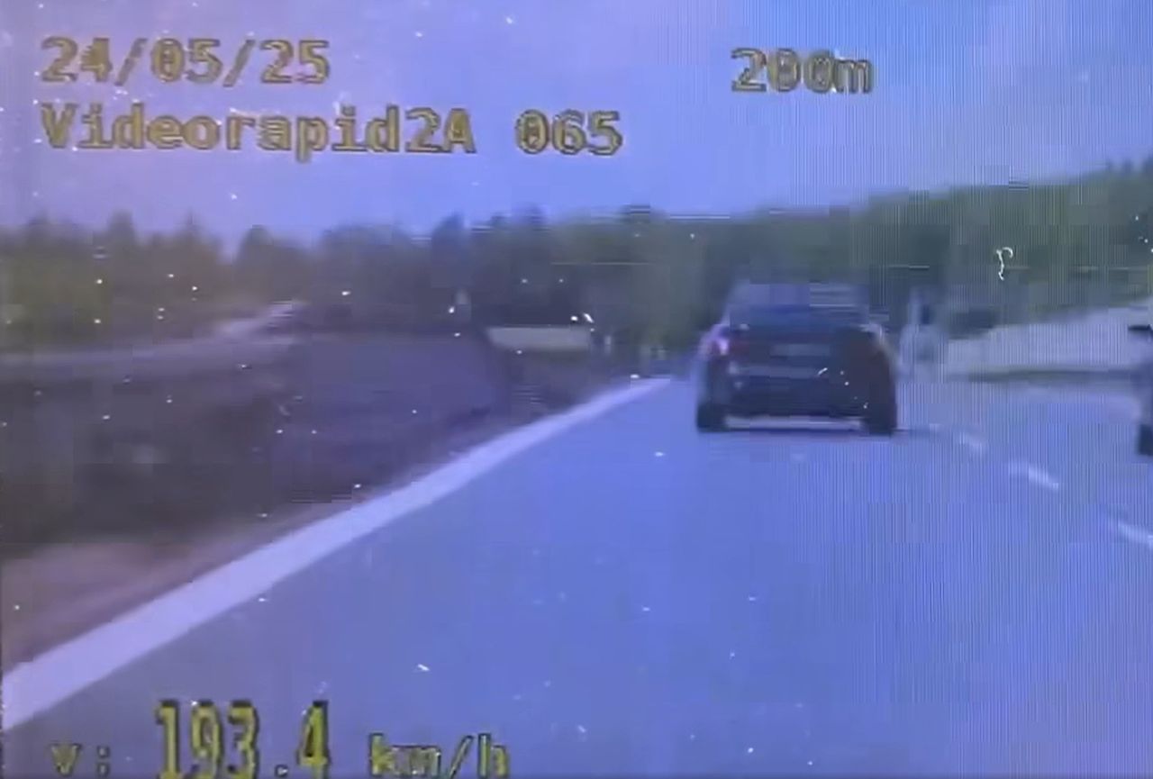 Pokazali nagranie z BMW na A4. Zgarnął 32 punkty karne i trzy mandaty