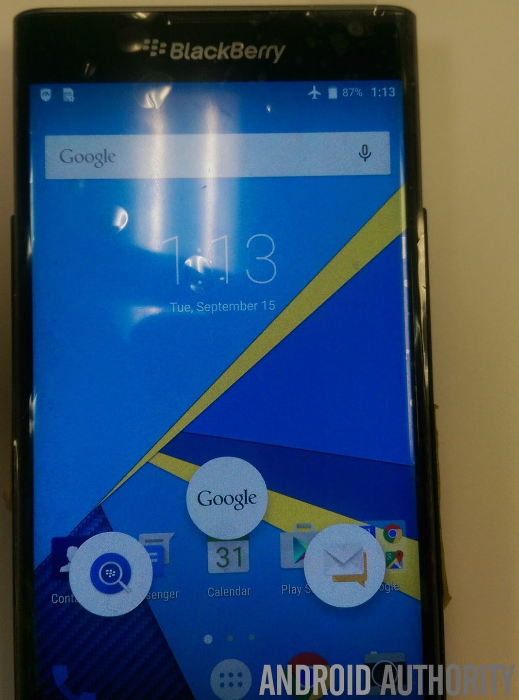 BlackBerry Venice na kolejnych zdjęciach. Będzie mieć niemal czystego Androida 8