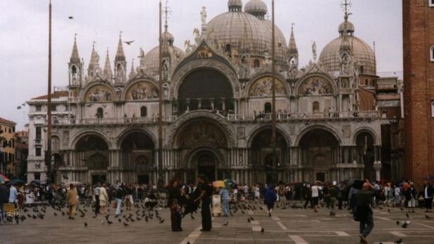 Real kontra virtual - czy świat cyfrowy idealnie oddaje rzeczywiste miejsca? 1