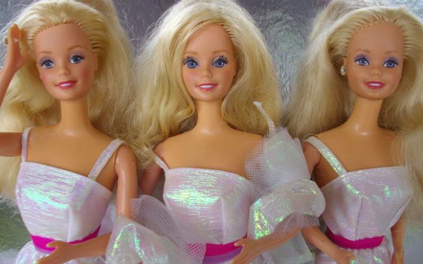 WTF dnia: jak wyglądałaby lalka Barbie bez makijażu? [zdjęcie]