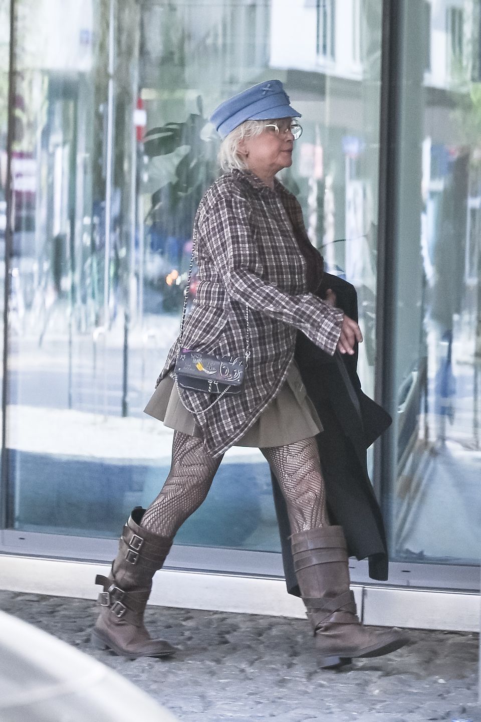 Katarzyna Figura na ulicach Warszawy