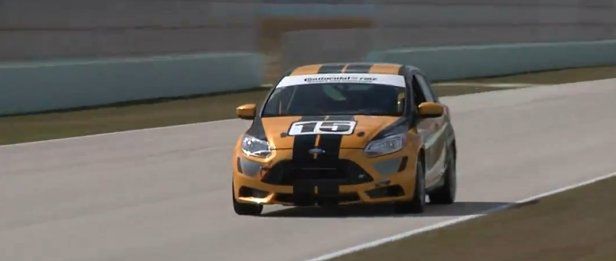 Ford Focus ST-R i Tanner Foust [wideo]